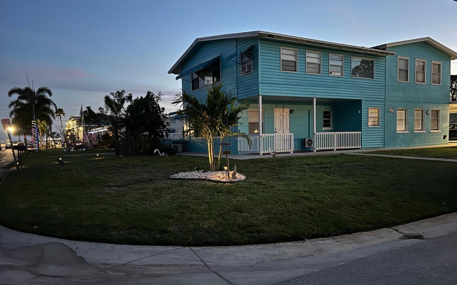 Lovely Vacation Home 1 Block From Beach & Downtown Gulfport St. Petersburg Ngoại thất bức ảnh