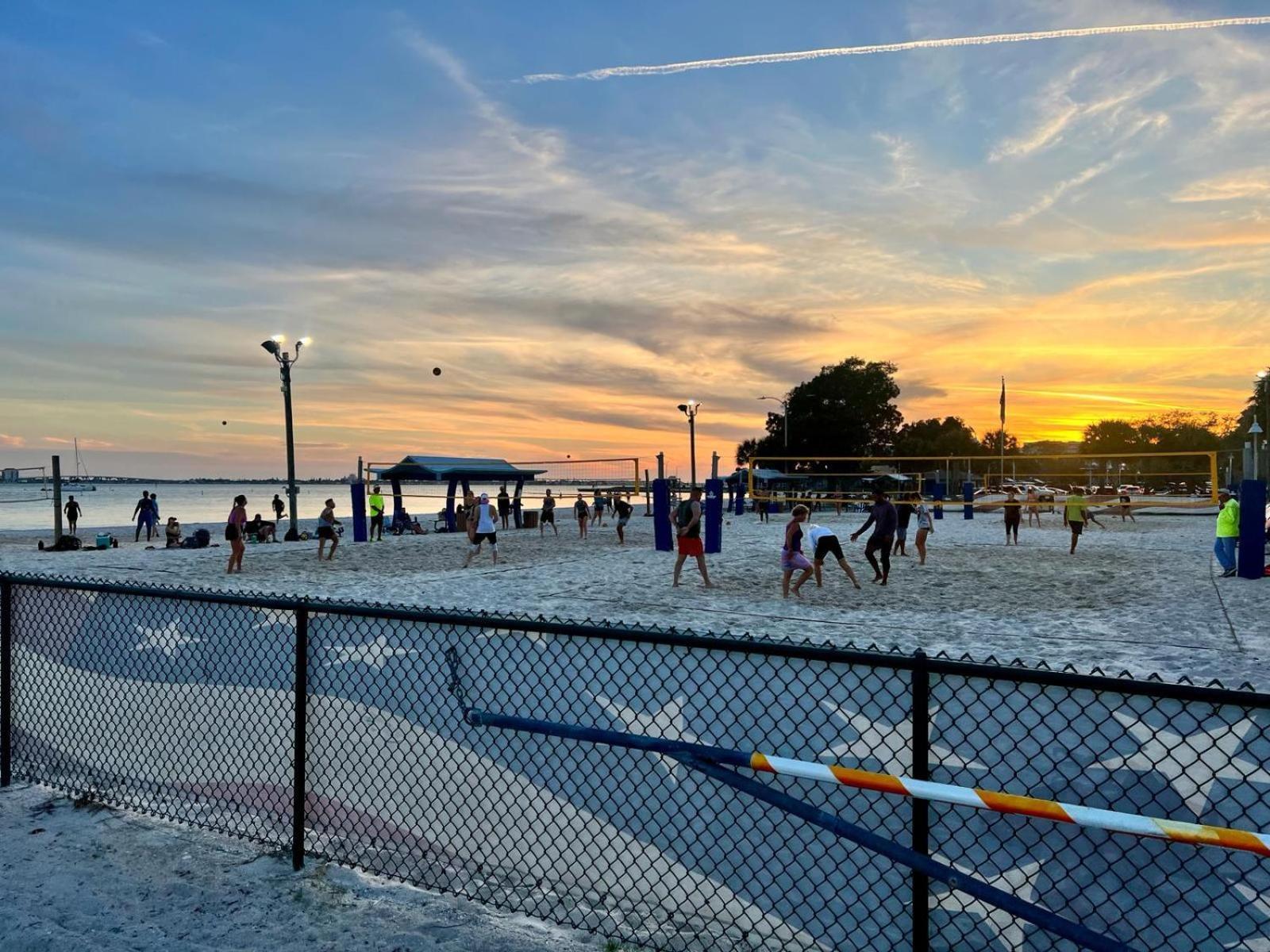 Lovely Vacation Home 1 Block From Beach & Downtown Gulfport St. Petersburg Ngoại thất bức ảnh