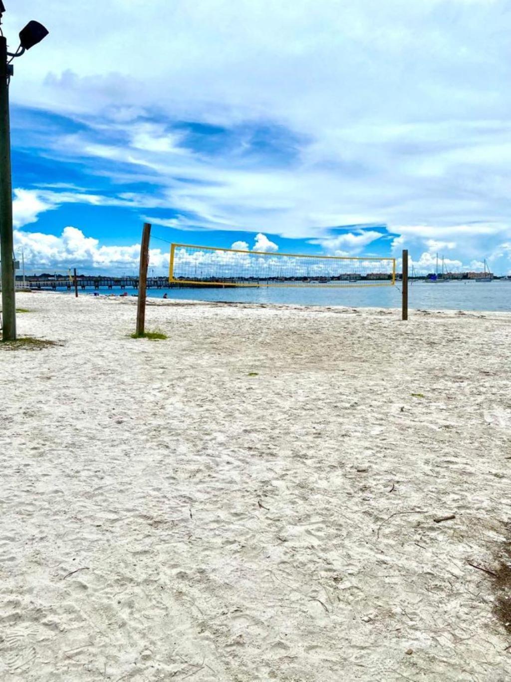 Lovely Vacation Home 1 Block From Beach & Downtown Gulfport St. Petersburg Ngoại thất bức ảnh